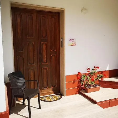 Guest house Fiori E Colori *
